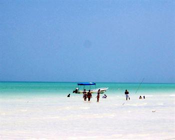 Wayak Holbox Hotell Exteriör bild